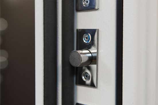 Входная дверь  